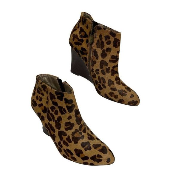 Adrienne Vittadini Sarah Womens Wedge Booties Real Calf Fur Leopard Print Size 6 - Picture 3 of 12